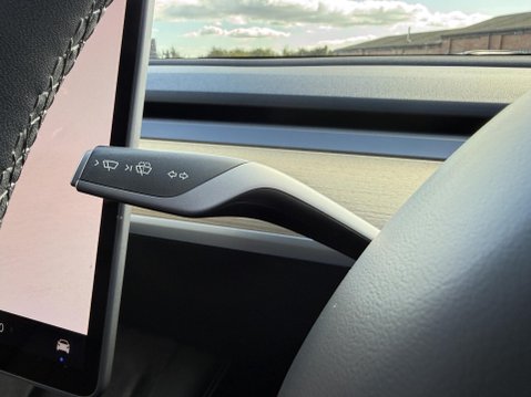 Tesla Model Y (Dual Motor) Long Range SUV 5dr Electric Auto 4WDE (384 bhp) 36