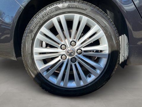 Vauxhall Insignia 1.6 CDTi Design Nav 5dr Auto 11
