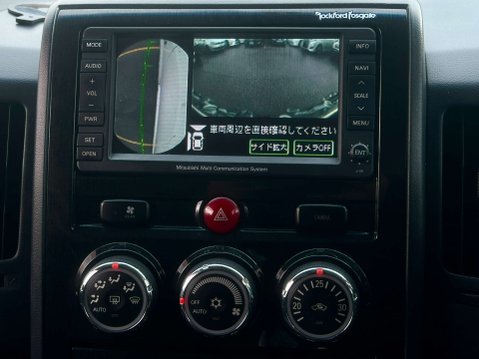 Mitsubishi Delica Roadest 11