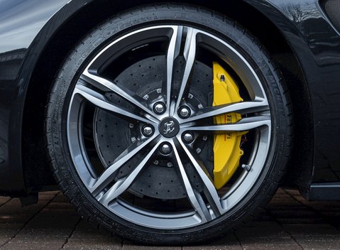 Ferrari GTC4 Lusso 10