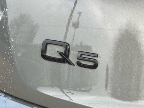 Audi Q5 TFSI QUATTRO S LINE BLACK EDITION 21