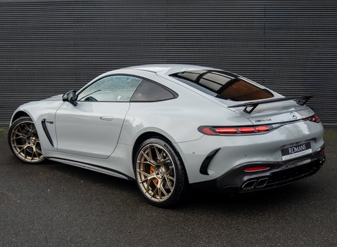 Mercedes-Benz Amg GT 63 LAUNCH EDITION 4
