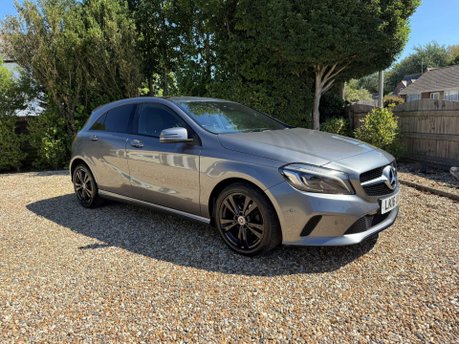 Mercedes-Benz A Class 1.5 A180d Sport (Premium Plus) 7G-DCT Euro 6 (s/s) 5dr 4