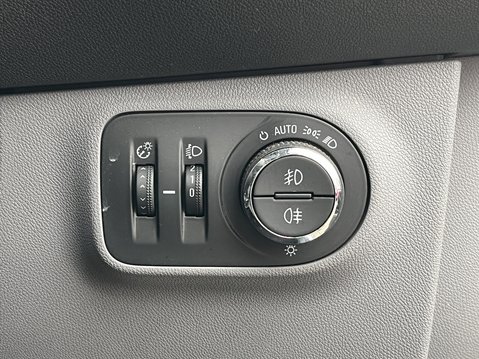 Vauxhall Corsa 1.4 ecoFLEX SE 5dr 20