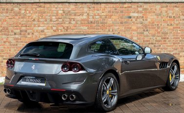 Ferrari GTC4 Lusso 7