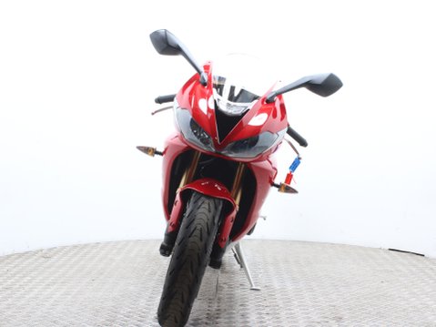 Triumph Daytona 675 DAYTONA 675 ABS 5