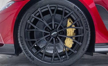 Aston Martin V12 Vantage 10