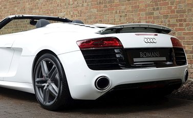 Audi R8 V10 Spyder 19