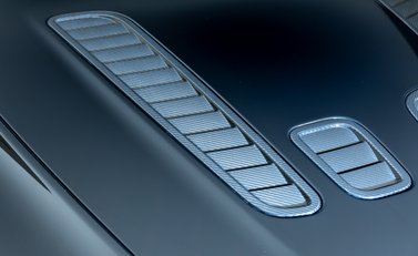 Aston Martin V12 Vantage S Roadster 38