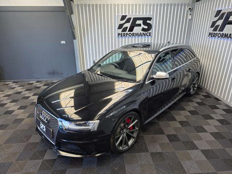 Audi RS4 4.2 FSI V8 Estate 5dr Petrol S Tronic quattro Euro 5 (450 ps) 18