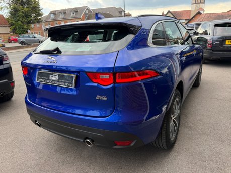Jaguar F-Pace 2.0 P300 R-Sport SUV 5dr Petrol Auto AWD Euro 6 (s/s) (300 ps) 15