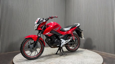 Honda CB GLR 125 2016 17K PROJECT BIKE SPARES OR REPAIR 125CC COMMUTER BIKE 5