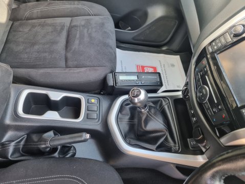 Nissan Navara DCI N-CONNECTA SHR DCB 10