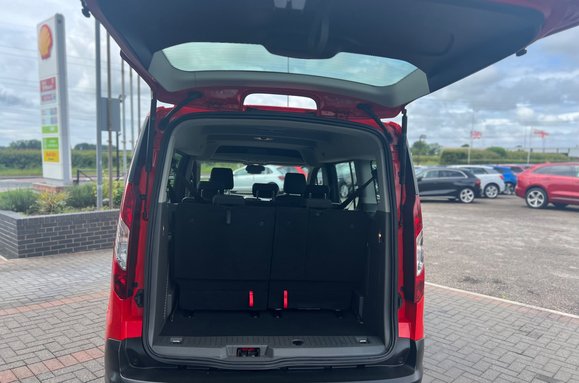 Ford Grand Tourneo Connect ZETEC 1.5 TDCI 7 SEATS 34