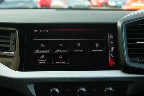 Audi A1 SPORTBACK TFSI S LINE 26