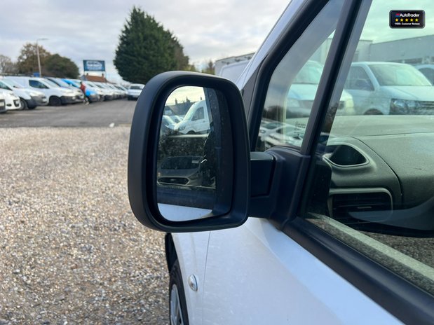 Citroen Berlingo SWB L1H1 650 Enterprise Air Con Nav Parking Sensors EURO 6 NO VAT 13