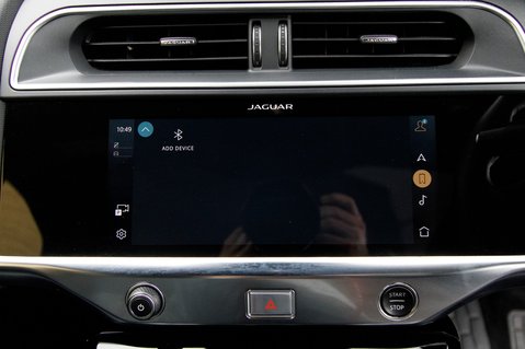 Jaguar I-Pace BLACK 29