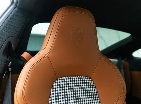 Porsche 911 (992) Sport Classic 11