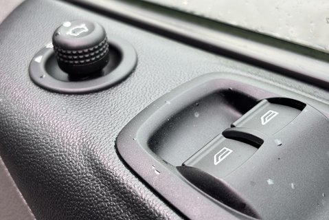 Ford Transit Custom 320 L1 Limited 170 ps Selectshift DCIV - Sat Nav / Adaptive Cruise 40