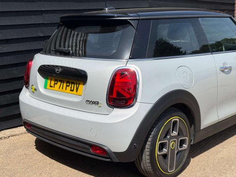 Mini Hatch Cooper S Electric Level 2 3dr 26