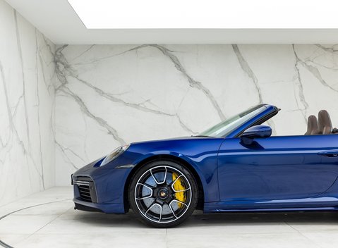 Porsche 911 (992) Turbo S Cabriolet 28