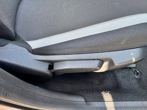 Toyota Aygo VVT-I X-CLUSIV X-SHIFT 16