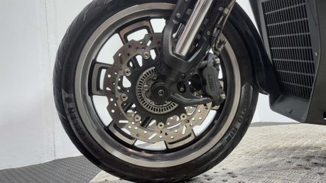 MBP C 2024 ONLY 3K 1 OWNER CRUISER BIKE 1000CC TOURER BIKE 43