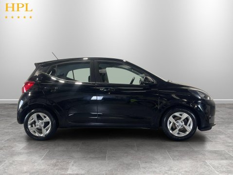 Hyundai i10 1.0 SE Connect Hatchback 5dr Petrol Auto Euro 6 (s/s) (67 ps) 8