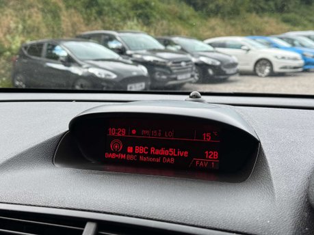 Vauxhall Mokka 1.6 Mokka Exclusive S/S 5dr 17