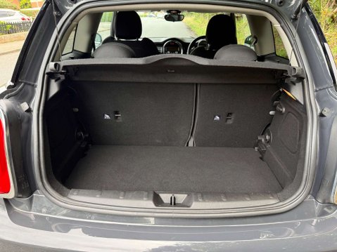 Mini Hatch 2.0 Cooper SD 3dr 34