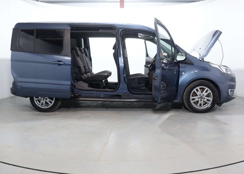 Ford Tourneo Connect 1.5 Tourneo Connect Grand Titanium TDCi Auto 5dr 58