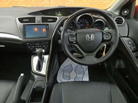 Honda Civic 1.8 Civic i-VTec SR Auto 5dr 35