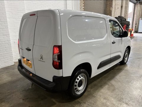 Peugeot Partner BLUEHDI PROFESSIONAL PREMIUM PLUS L1 5