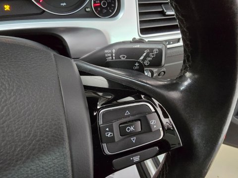 Volkswagen Touareg 3.0 TDI V6 BlueMotion Tech R-Line Plus Tiptronic 4WD Euro 6 (s/s) 5dr 42