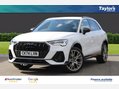 Audi Q3 TFSI S LINE BLACK EDITION 1