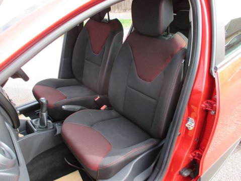 Renault Clio 1.2 16V Play Euro 6 5dr 24