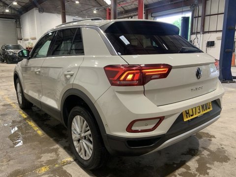 Volkswagen T-Roc LIFE TSI DSG 9