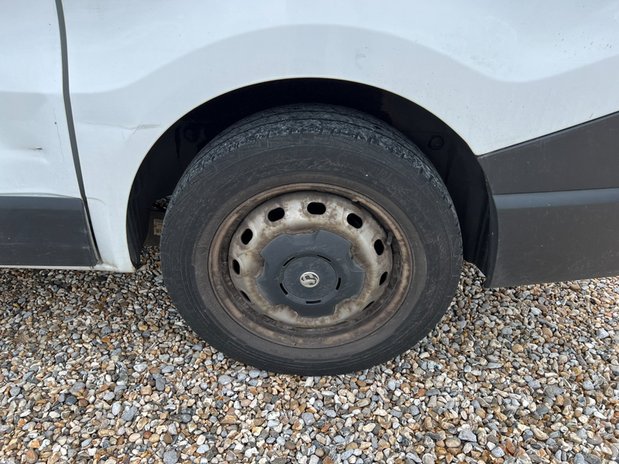 Vauxhall Vivaro SWB L1H1 Low Roof 2700 NO VAT 14