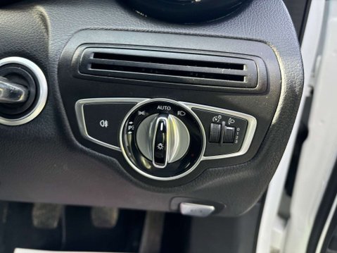 Mercedes-Benz C Class 2.1 C220 D SE 4dr 15