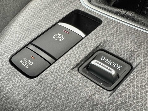 Nissan Qashqai 1.3 Dig-t Mhb 140 Tkna Bose Pack 27