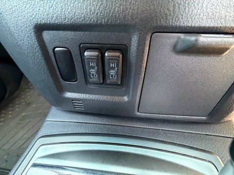 Mitsubishi Shogun DI-D BARBARIAN SWB DEMO PLUS 1 OWNER 20