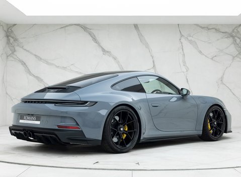 Porsche 911 (992) GT3 Touring 7