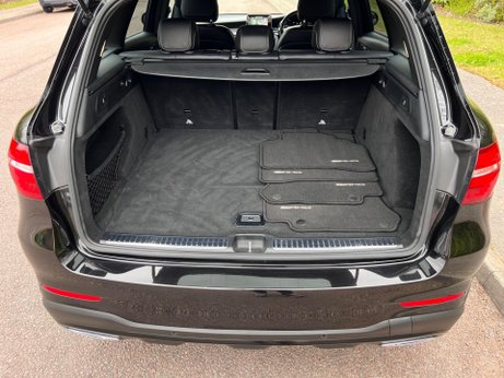 Mercedes-Benz GLC 2.1 GLC250d AMG Line G-Tronic 4MATIC Euro 6 (s/s) 5dr 38