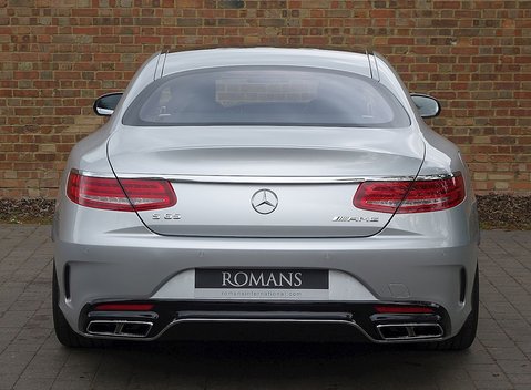 Mercedes-Benz S Class AMG Coupe 10