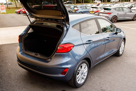 Ford Fiesta TITANIUM 31