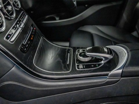Mercedes-Benz GLC 2.1 GLC220d AMG Line (Premium Plus) Coupe 5dr Diesel G-Tronic 4MATIC Euro 6 68