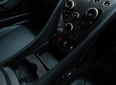 Aston Martin Vanquish ZAGATO 23