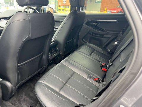 Land Rover Range Rover Evoque 2.0 Range Rover Evoque R-Dynamic SE D Automatic 4WD 5dr *NATIONAL DELIVERY* 37