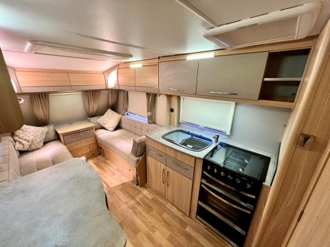 Coachman Amara 450-2 29