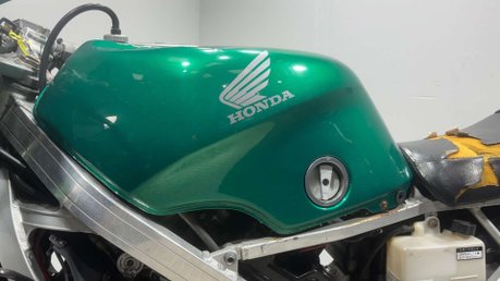 Honda VFR NC21 1986 45K GOOD RUNNING PROJECT BIKE CLASSIC 400CC 21